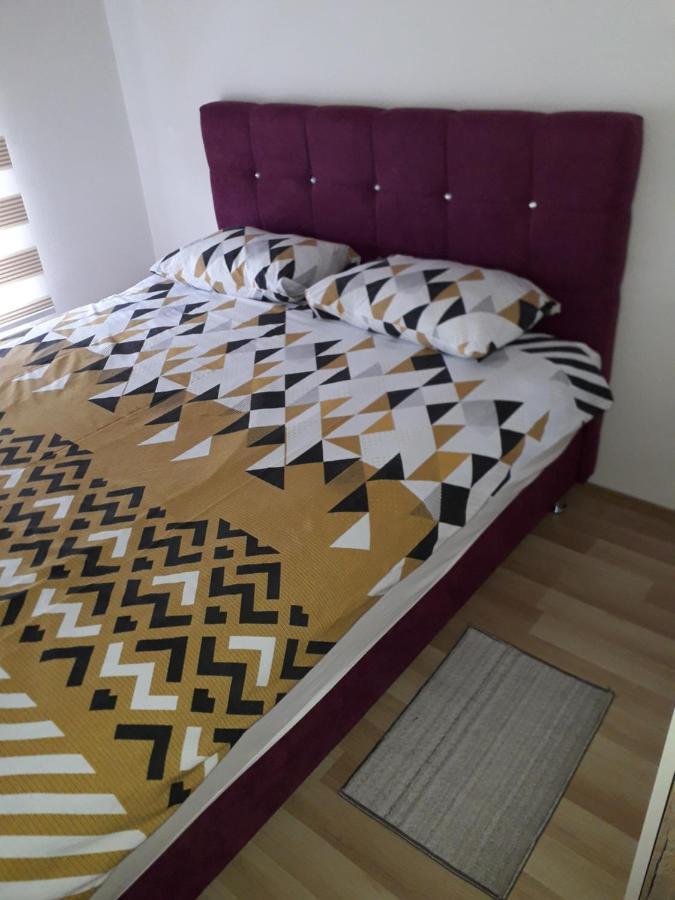 Centar Apartman Enmi 111 Banja Luka Kültér fotó